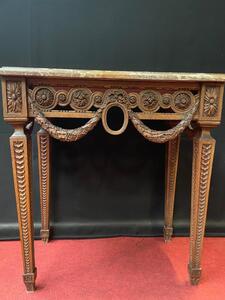 Console Louis XVI en chêne sculpté, tablette marbre rouge, fin 18eme s., dim: 80x74x43cm ,très bon état 